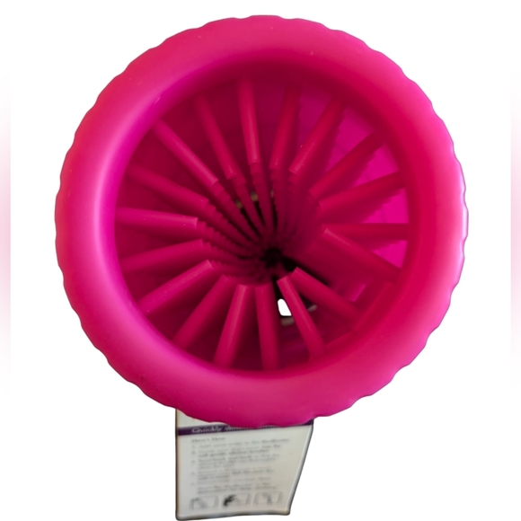 NWT Dexas Mudbuster Dog Paw Washer - Medium Pink - Picture 3 of 5